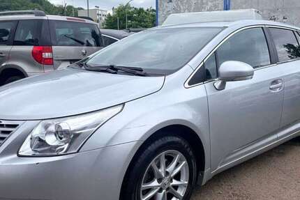 Toyota Avensis 299.000 km 2.500 &euro; Saarlouis 66740