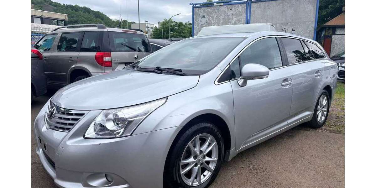 Toyota Avensis 299.000 km 2.500 &euro; Saarlouis 66740