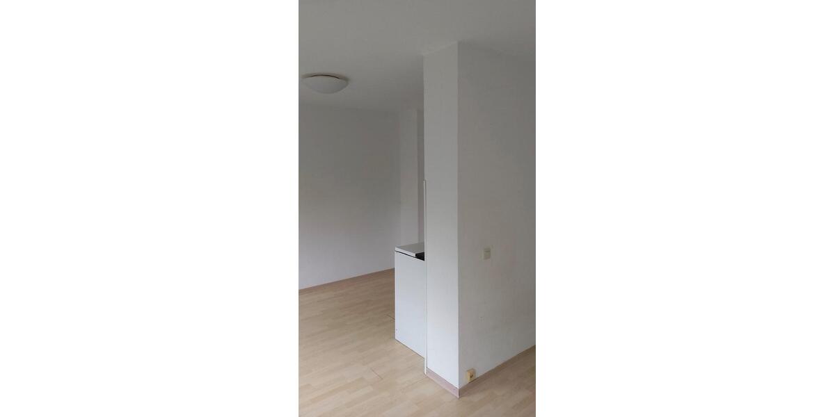 Erdgeschoßwohnung Saarbrücken Eschberg - 1 Zimmer, 24 m&sup2;, 380&euro; | Angebot:27644343