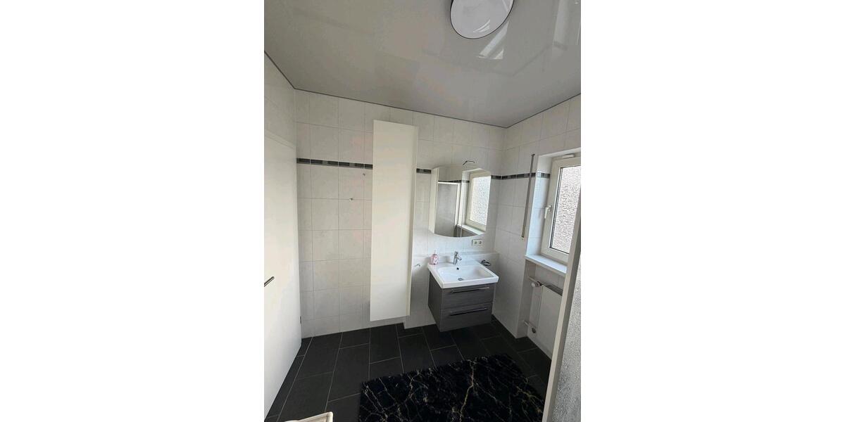 Erdgeschoßwohnung Waldmohr - 3 Zimmer, 76 m&sup2;, 1.000&euro; | Angebot:25906879