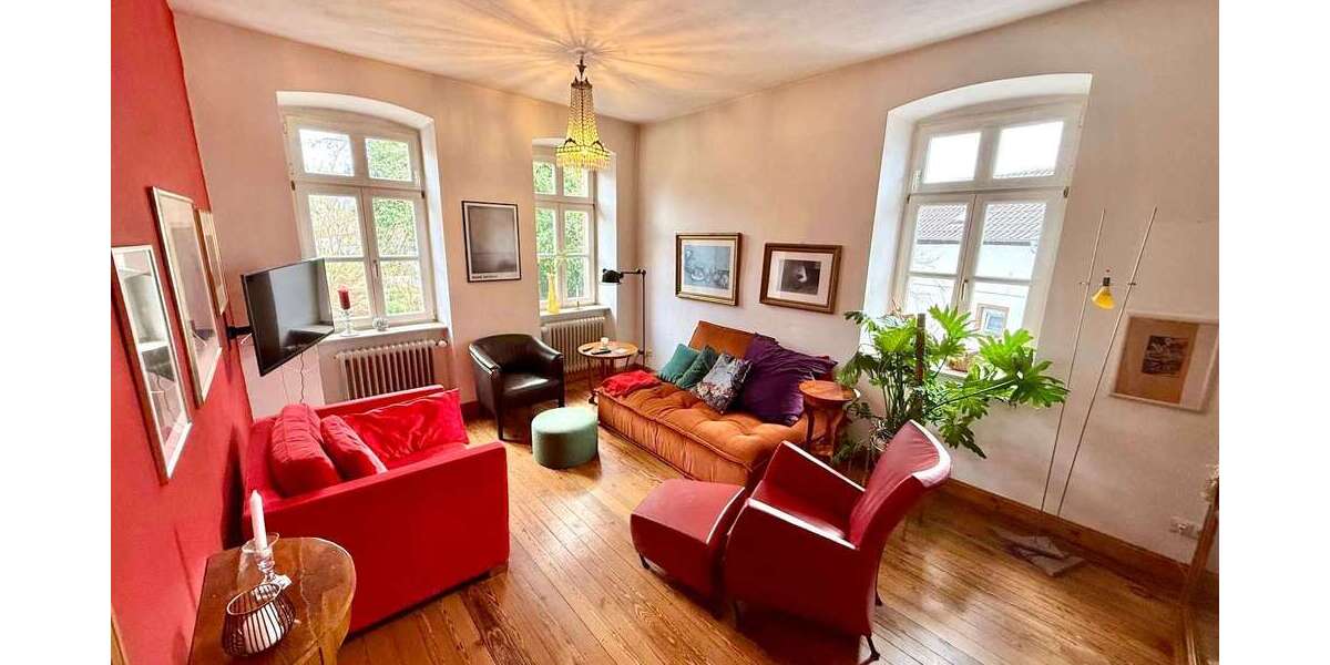 Einfamilienhaus Waldmohr - 7 Zimmer, 180 m&sup2;, 259.000&euro; | Angebot:25988515