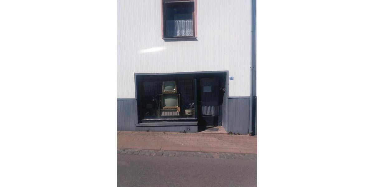 Einfamilienhaus Breitenbach - 4 Zimmer, 130 m&sup2;, 119.000&euro; | Angebot:25857498