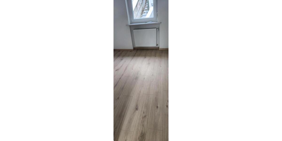 Einfamilienhaus Sankt Ingbert - 8 Zimmer, 160 m&sup2;, 275.000&euro; | Angebot:27295121