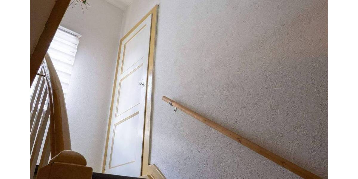 Mehrfamilienhaus, Wohnhaus Saarbrücken Scheidt - 9 Zimmer, 189 m&sup2;, 259.000&euro; | Angebot:26875325