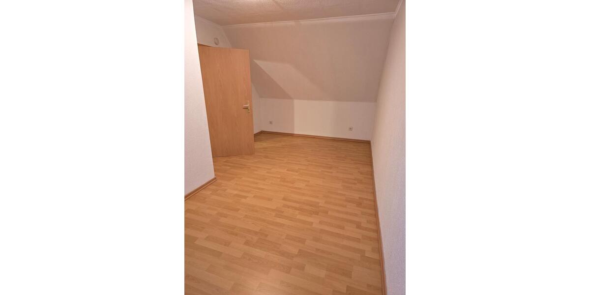 Etagenwohnung Sulzbach (Saar) - 3 Zimmer, 50 m&sup2;, 400&euro; | Angebot:26589492