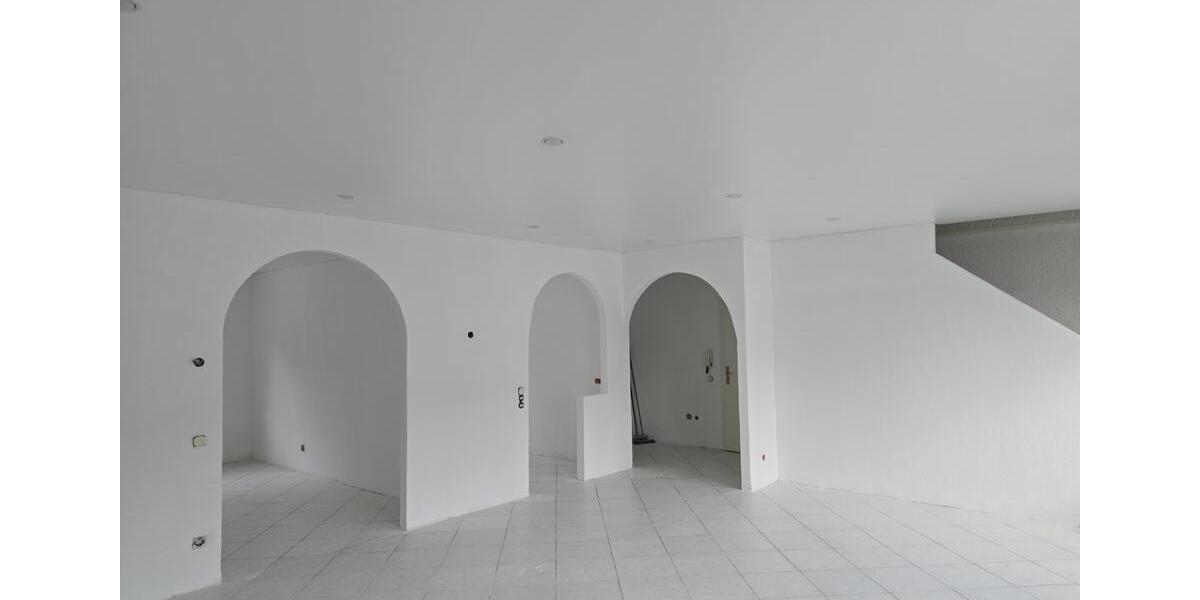 Etagenwohnung Saarbrücken Brebach-Fechingen - 5 Zimmer, 155 m&sup2;, 235.000&euro; | Angebot:24382014