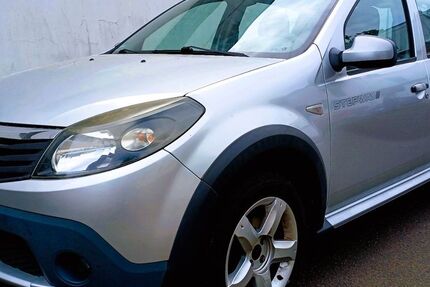 Dacia Sandero 97.291 km 3.950 &euro; Homburg 66424