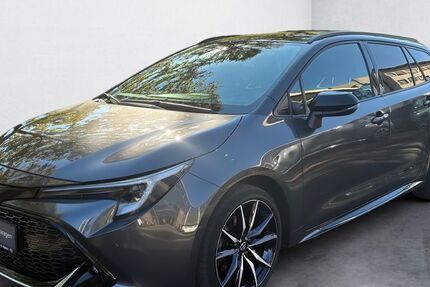 Toyota Corolla 35.766 km 29.990 &euro; Saarbrücken 66113