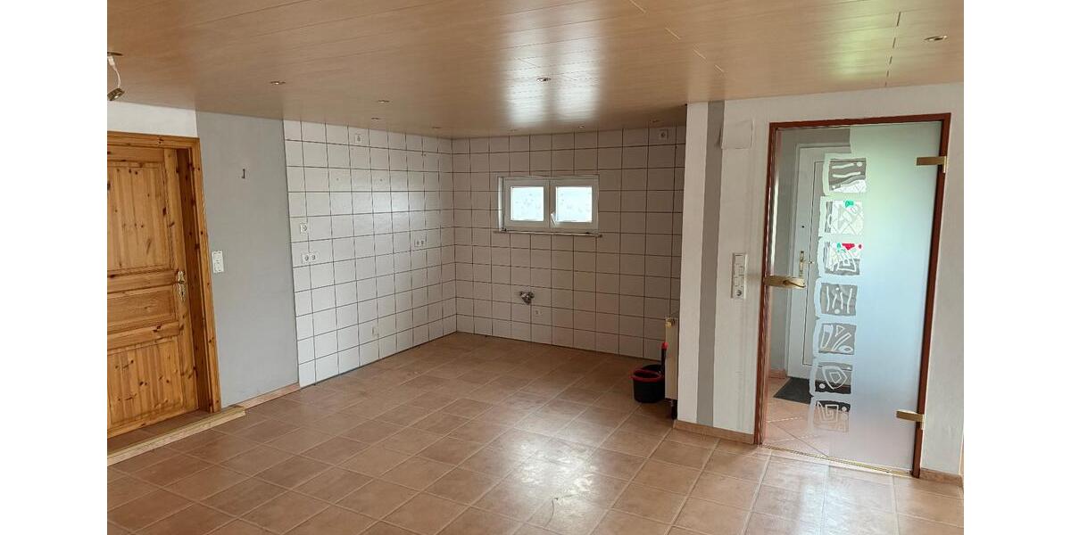 Etagenwohnung Schiffweiler - 1 Zimmer, 47 m&sup2;, 350&euro; | Angebot:24826231