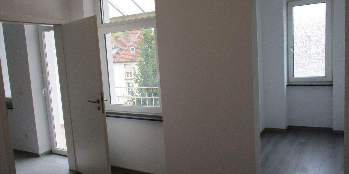 Etagenwohnung Saarbrücken Alt-Saarbrücken - 3 Zimmer, 80 m&sup2;, 685&euro; | Angebot:25699919