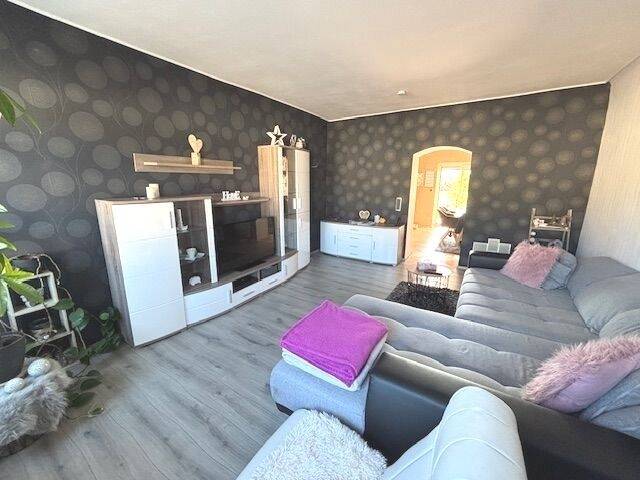 Terrassenwohnung Schwalbach Hülzweiler - 5 Zimmer, 120 m&sup2;, 198.000&euro; | Angebot:25667217