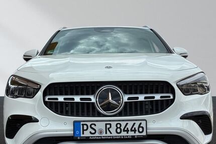 Mercedes-Benz GLA 180 8.000 km 38.900 &euro; Zweibrücken 66482
