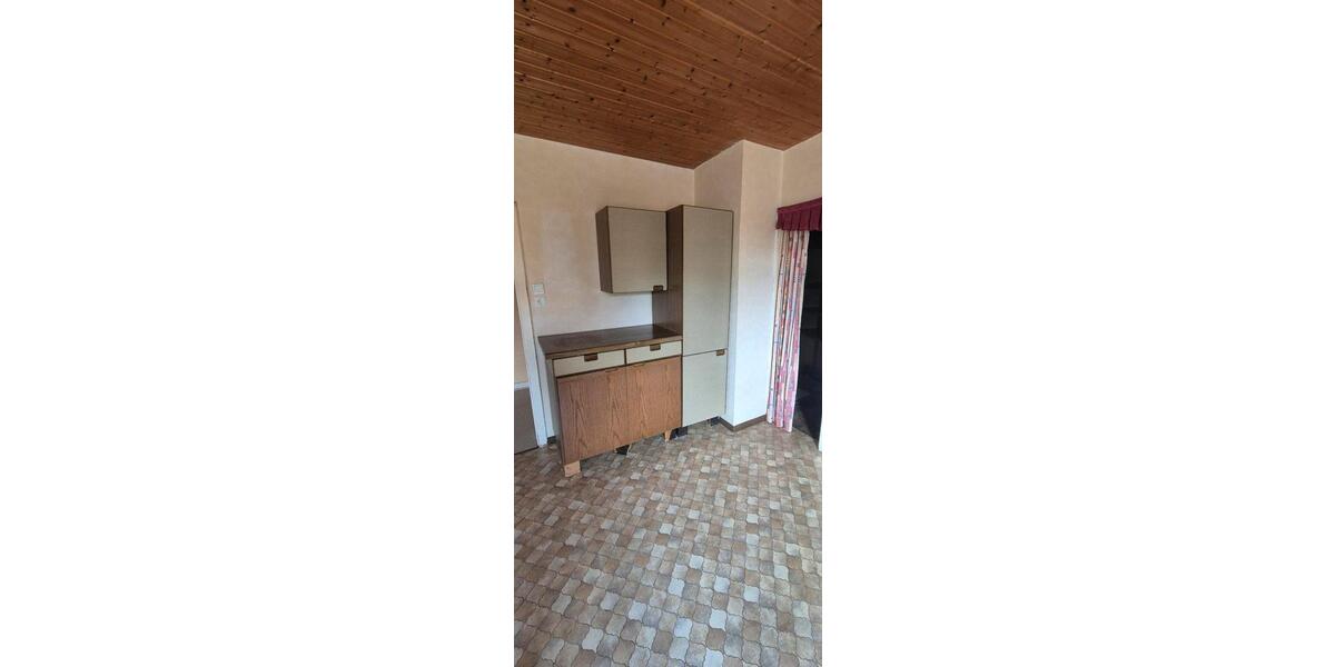 Etagenwohnung Heusweiler - 5 Zimmer, 130 m&sup2;, 900&euro; | Angebot:25957201