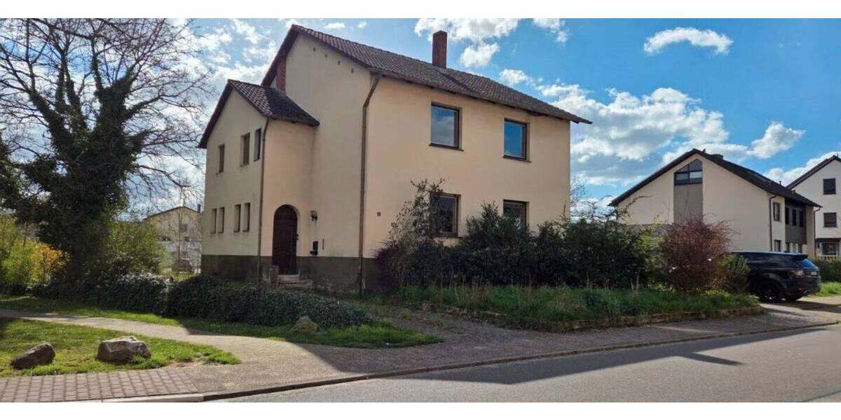 Einfamilienhaus Überherrn Altforweiler - 7 Zimmer, 160 m&sup2;, 180.000&euro; | Angebot:26751680