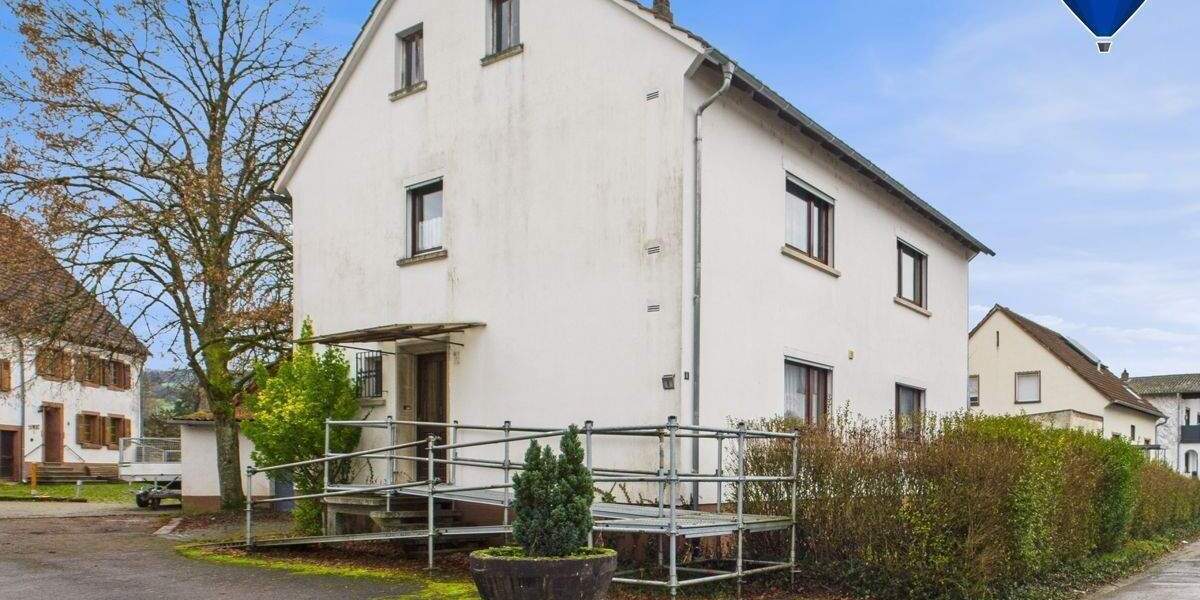 Einfamilienhaus Blieskastel Breitfurt - 6 Zimmer, 147 m&sup2;, 135.000&euro; | Angebot:25731417