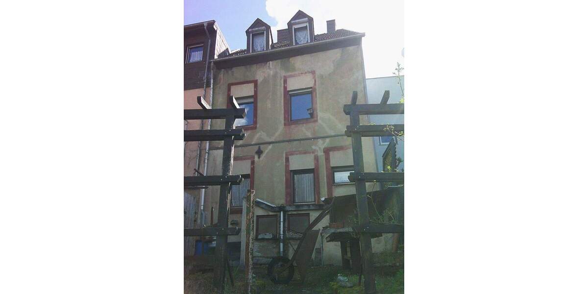 Reihenmittelhaus Sulzbach/Saar Sulzbach - 5 Zimmer, 130 m&sup2;, 105.000&euro; | Angebot:26036723