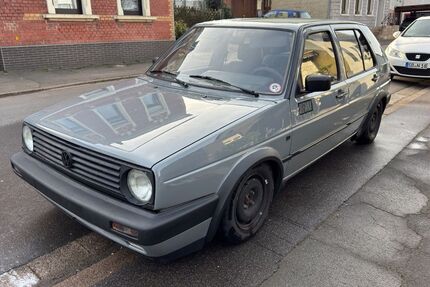 VW Golf 180.000 km 5.750 &euro; Schiffweiler 66578