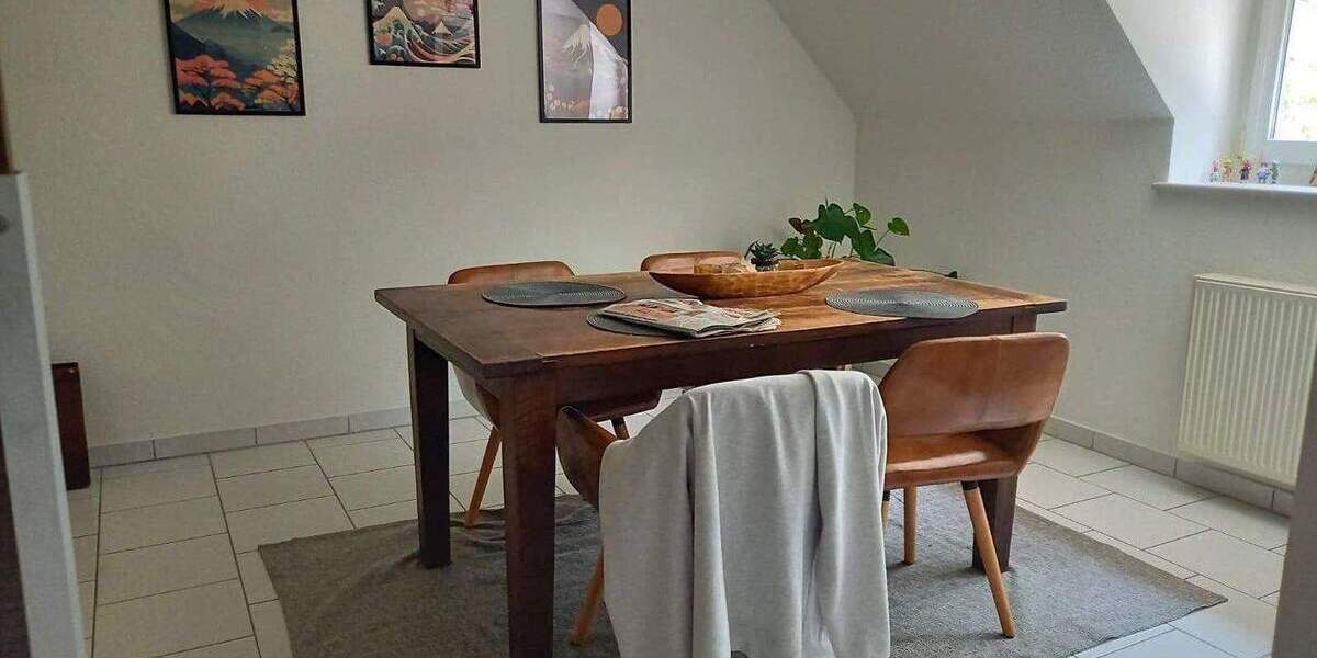 Etagenwohnung Sankt Ingbert St. Ingbert - 7 Zimmer, 200 m&sup2;, 329.000&euro; | Angebot:26787741