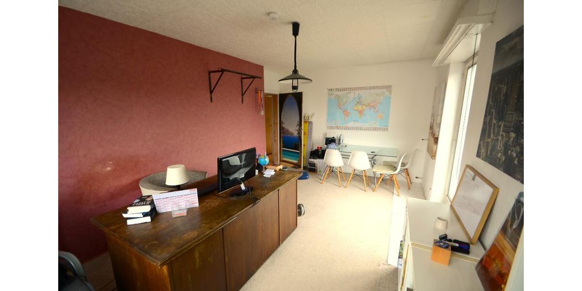 Etagenwohnung Saarbrücken Neue Bremm - 3 Zimmer, 83 m&sup2;, 130.000&euro; | Angebot:26478806