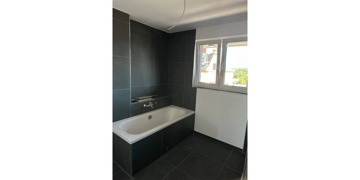 Etagenwohnung Riegelsberg - 2 Zimmer, 81 m&sup2;, 850&euro; | Angebot:26583159