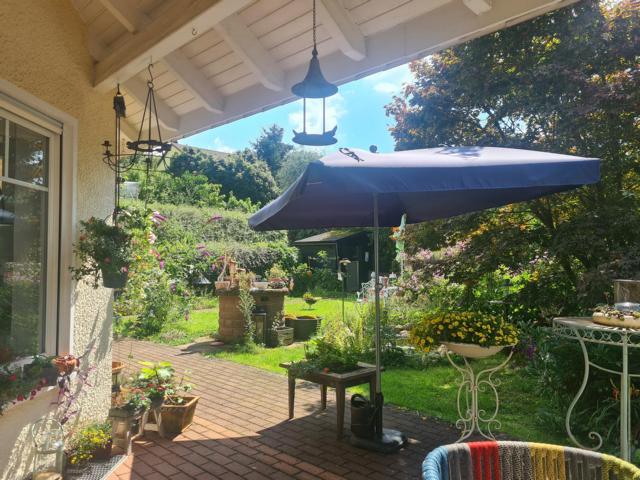 Großzügiges Wohnhaus mit Einliegerwohnung in Höhenlage von Neunkirchen - Einfamilienhaus Neunkirchen | Angebot:17333117