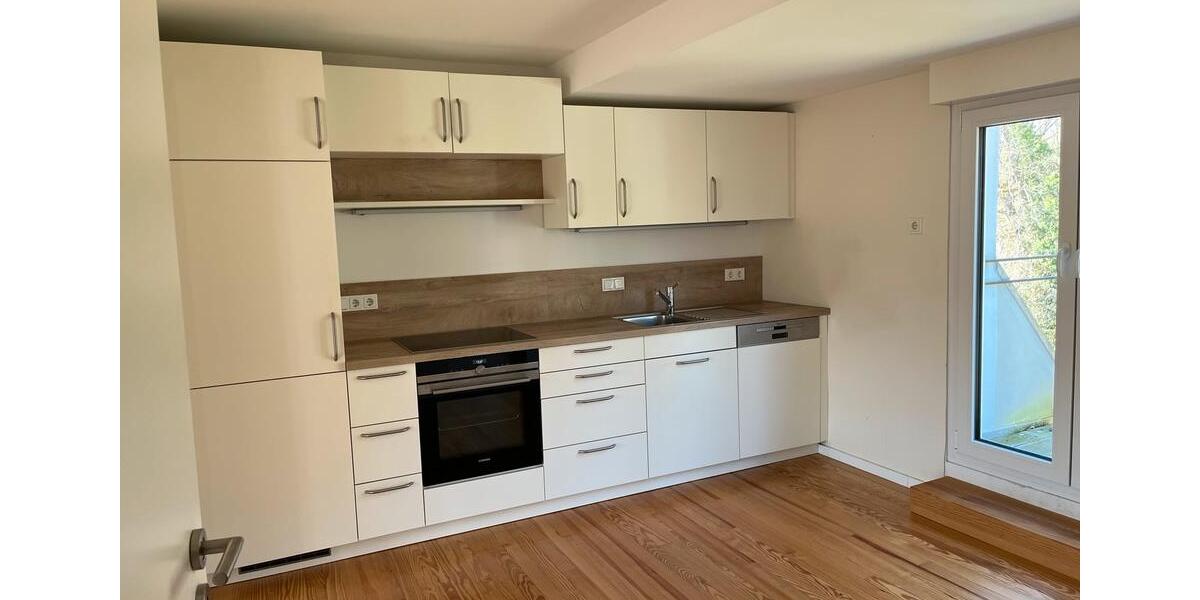 Dachgeschoßwohnung Saarbrücken Malstatt - 2 Zimmer, 60 m&sup2;, 790&euro; | Angebot:26013059