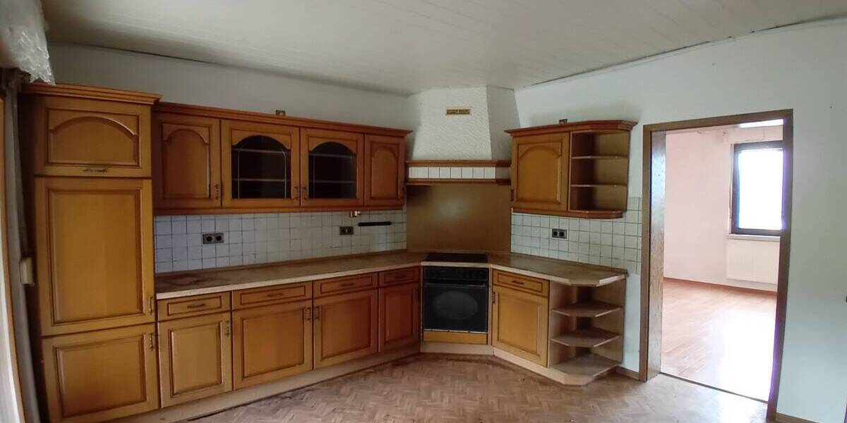 Einfamilienhaus Quierschied / Göttelborn Göttelborn - 5 Zimmer, 144 m&sup2;, 95.000&euro; | Angebot:25940452