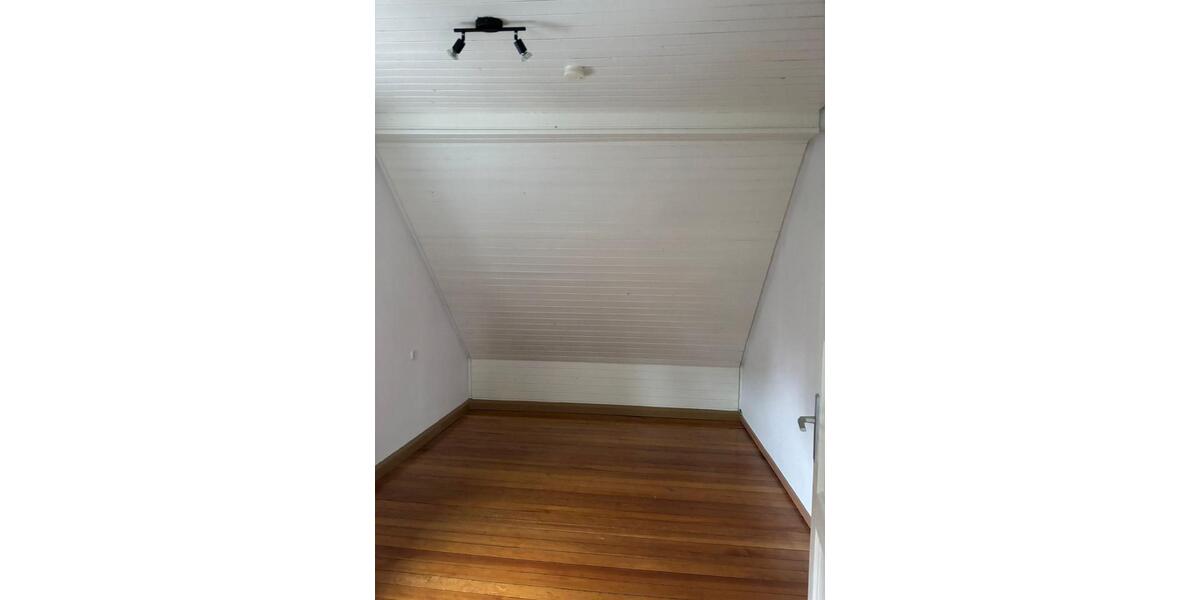 Doppelhaushälfte Saarbrücken Dudweiler - 4 Zimmer, 96 m&sup2;, 185.000&euro; | Angebot:26278005
