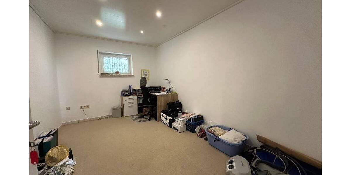 Mehrfamilienhaus, Wohnhaus Blieskastel Niederwürzbach - 5 Zimmer, 190 m&sup2;, 299.000&euro; | Angebot:25745671