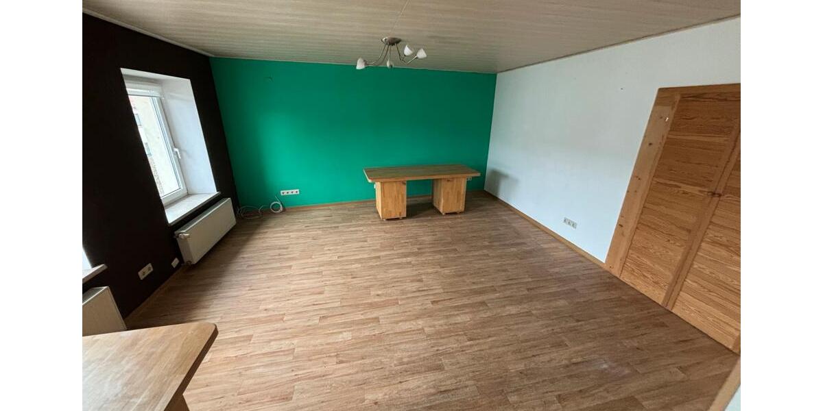 Bauernhaus, Landhaus Wallerfangen - 6.5 Zimmer, 224 m&sup2;, 335.000&euro; | Angebot:25811799