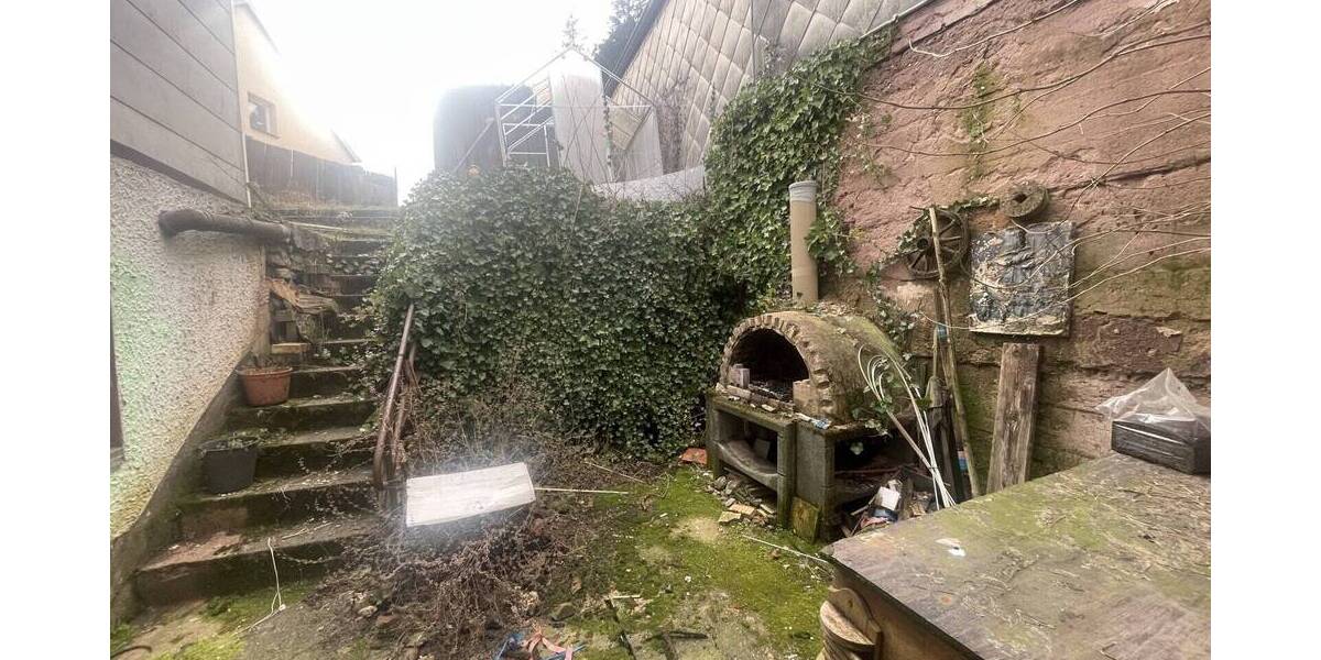 Mehrfamilienhaus, Wohnhaus Theley Theley - 5 Zimmer, 144 m&sup2;, 47.500&euro; | Angebot:25670555