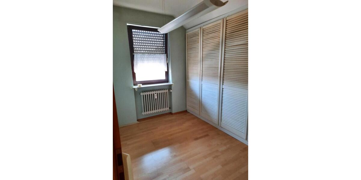 Dachgeschoßwohnung Saarbrücken Dudweiler - 3 Zimmer, 73 m&sup2;, 135.000&euro; | Angebot:26585903
