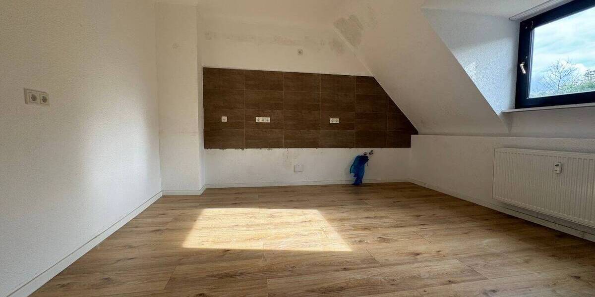 Helle sanierte 3-Zimmer-Dachgeschosswohnung in St. Ingbert-Rentrisch - Etagenwohnung Sankt Ingbert Rentrisch | Angebot:26774938