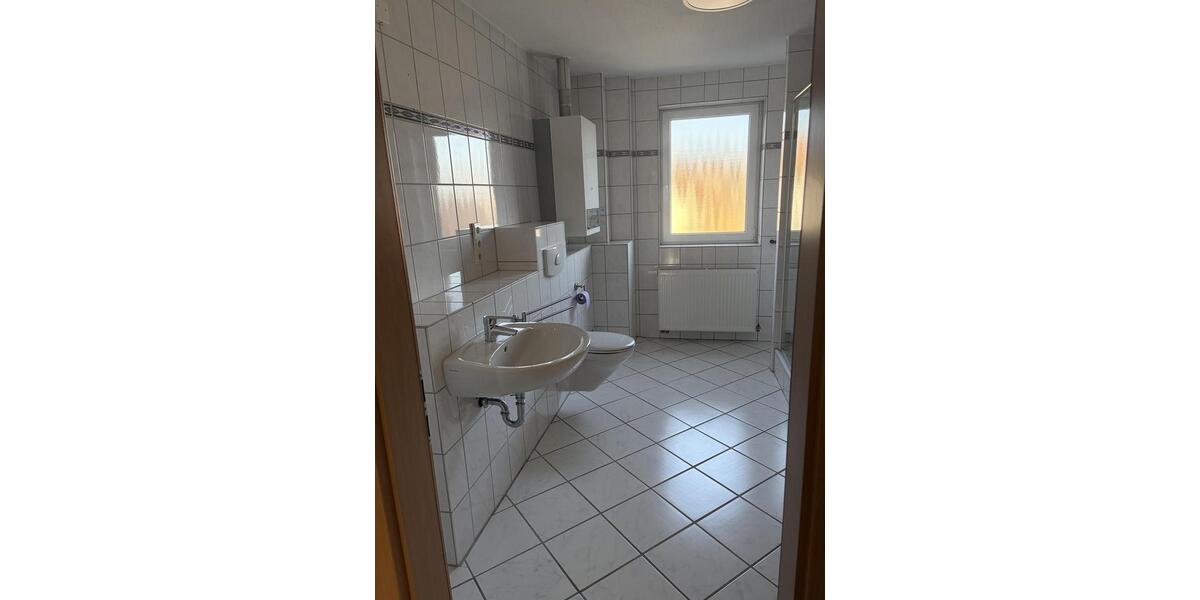 Etagenwohnung Saarbrücken Bischmisheim - 1 Zimmer, 105 m&sup2;, 750&euro; | Angebot:25436216