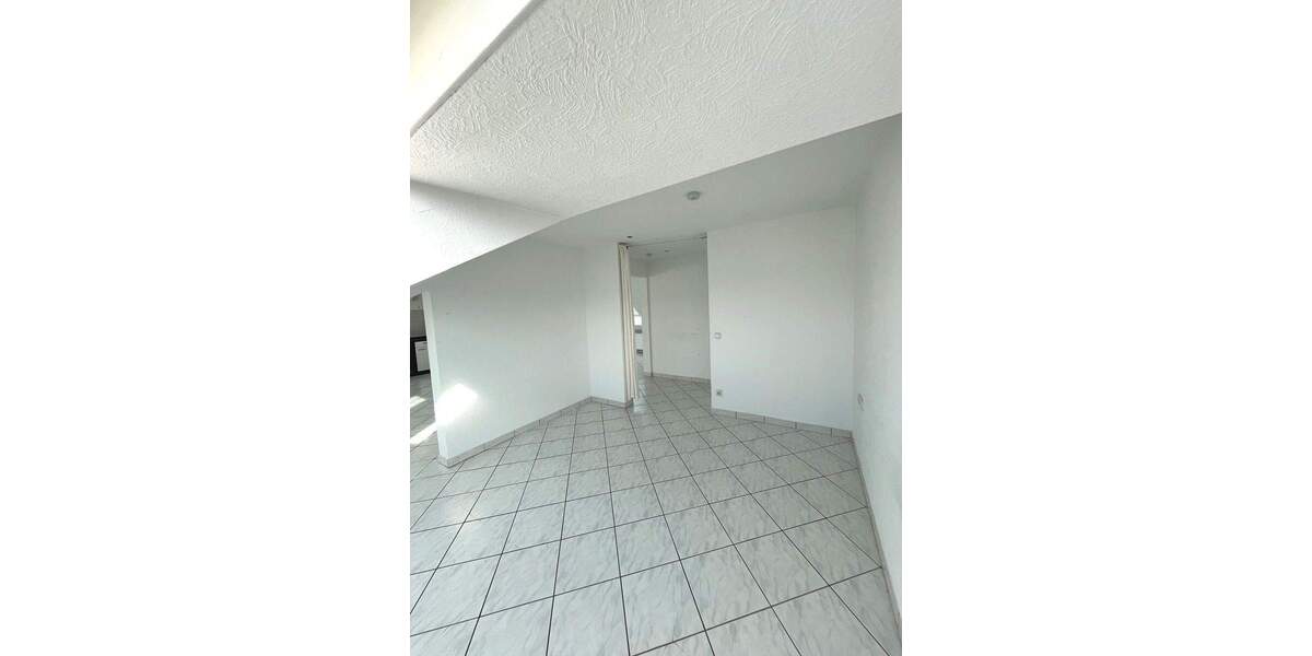 Etagenwohnung Saarbrücken St Johann - 2 Zimmer, 51 m&sup2;, 600&euro; | Angebot:25683672