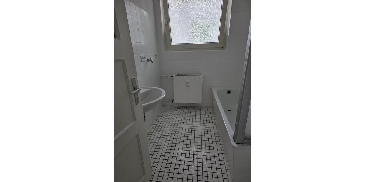 Erdgeschoßwohnung Zweibrücken - 4 Zimmer, 108 m&sup2;, 705&euro; | Angebot:25716157