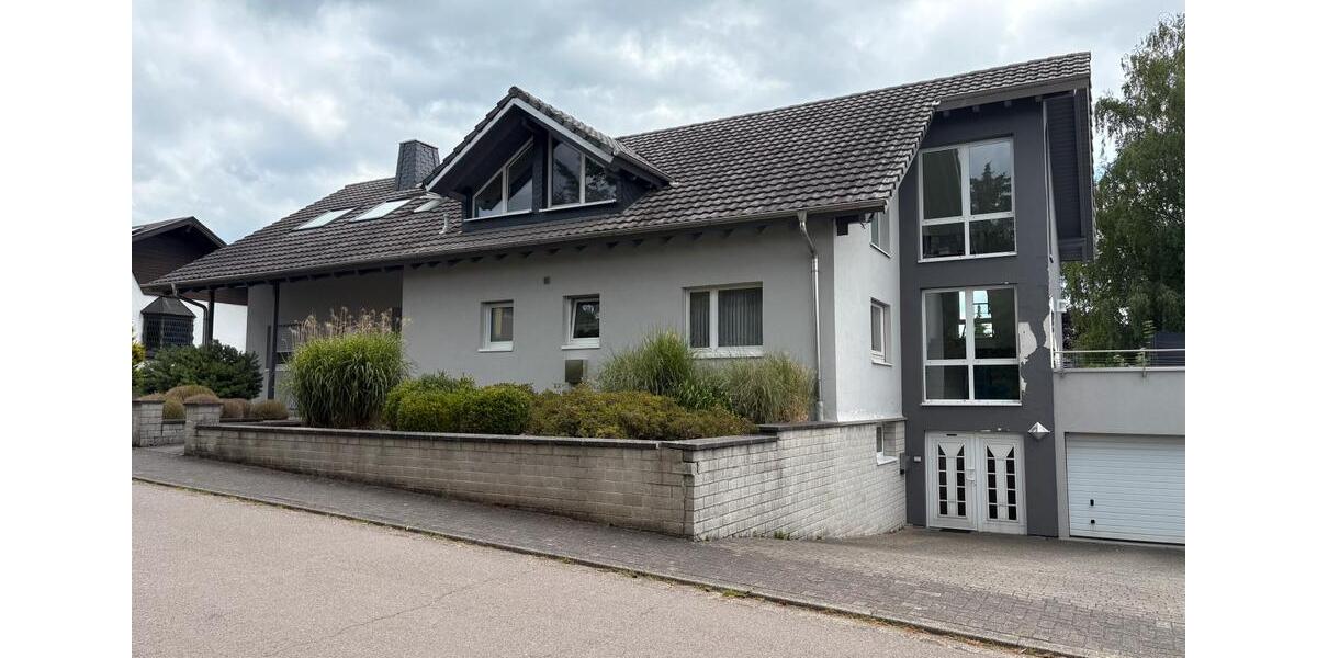 Dachgeschoßwohnung Mandelbachtal - 3 Zimmer, 120 m&sup2;, 990&euro; | Angebot:25614158
