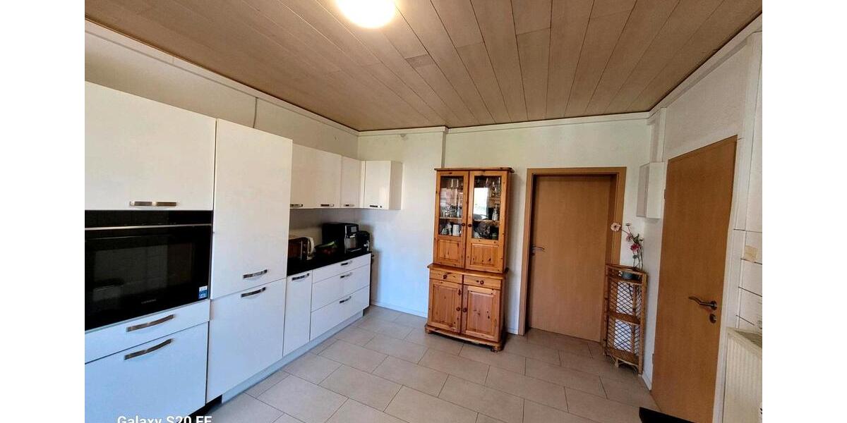 Etagenwohnung Völklingen - 3 Zimmer, 85 m&sup2;, 630&euro; | Angebot:25936876