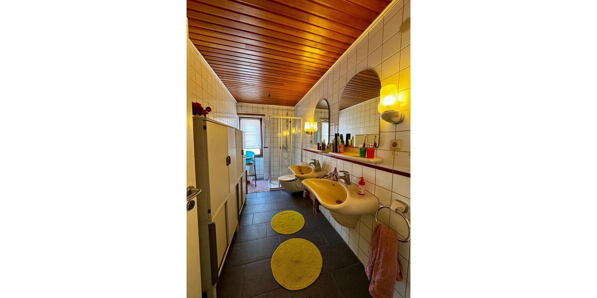 Etagenwohnung Rehlingen-Siersburg Siersburg - 8 Zimmer, 222 m&sup2;, 329.000&euro; | Angebot:26101650