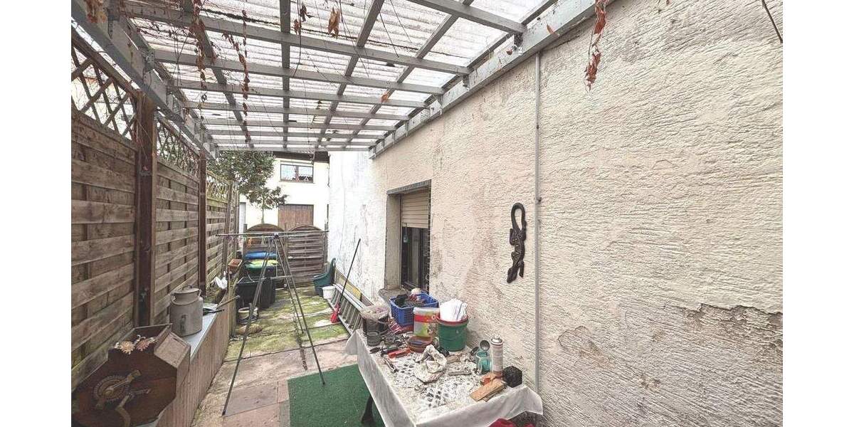 Einfamilienhaus Schwalbach Hülzweiler - 5 Zimmer, 123 m&sup2;, 129.000&euro; | Angebot:25667219