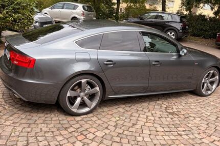Audi A5 180.000 km 15.500 &euro; Saarbrücken 66121