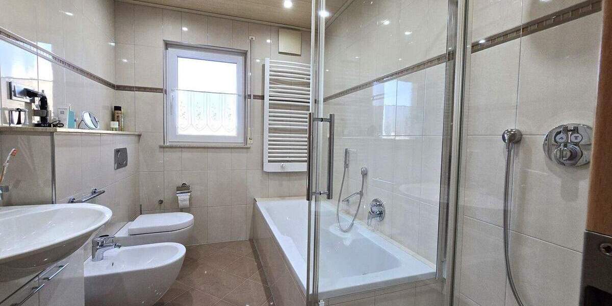 Doppelhaushälfte Schwalbach / Hülzweiler Hülzweiler - 5 Zimmer, 152 m&sup2;, 450.000&euro; | Angebot:25677427