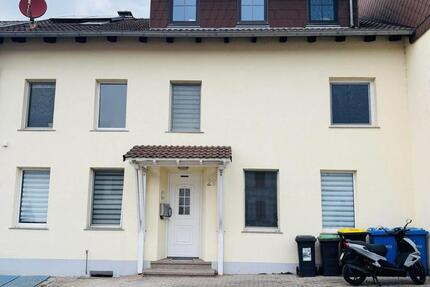 Haus Wallerfangen - 6.5 Zimmer, 224 m&sup2;, 335.000&euro; | Angebot:25811799