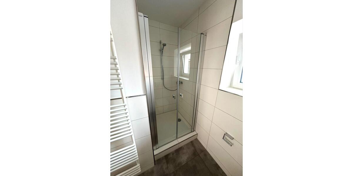 Etagenwohnung Homburg - 4 Zimmer, 130 m&sup2;, 1.250&euro; | Angebot:25867443