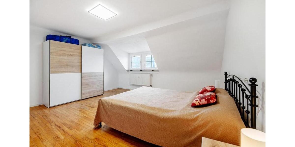 Dachgeschoßwohnung Tholey - 3 Zimmer, 87 m&sup2;, 650&euro; | Angebot:23689562