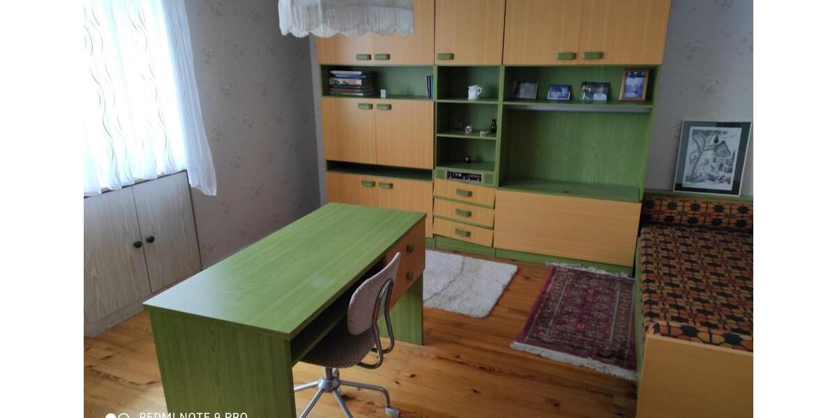 Einfamilienhaus Lebach - 8 Zimmer, 180 m&sup2;, 199.000&euro; | Angebot:24787268