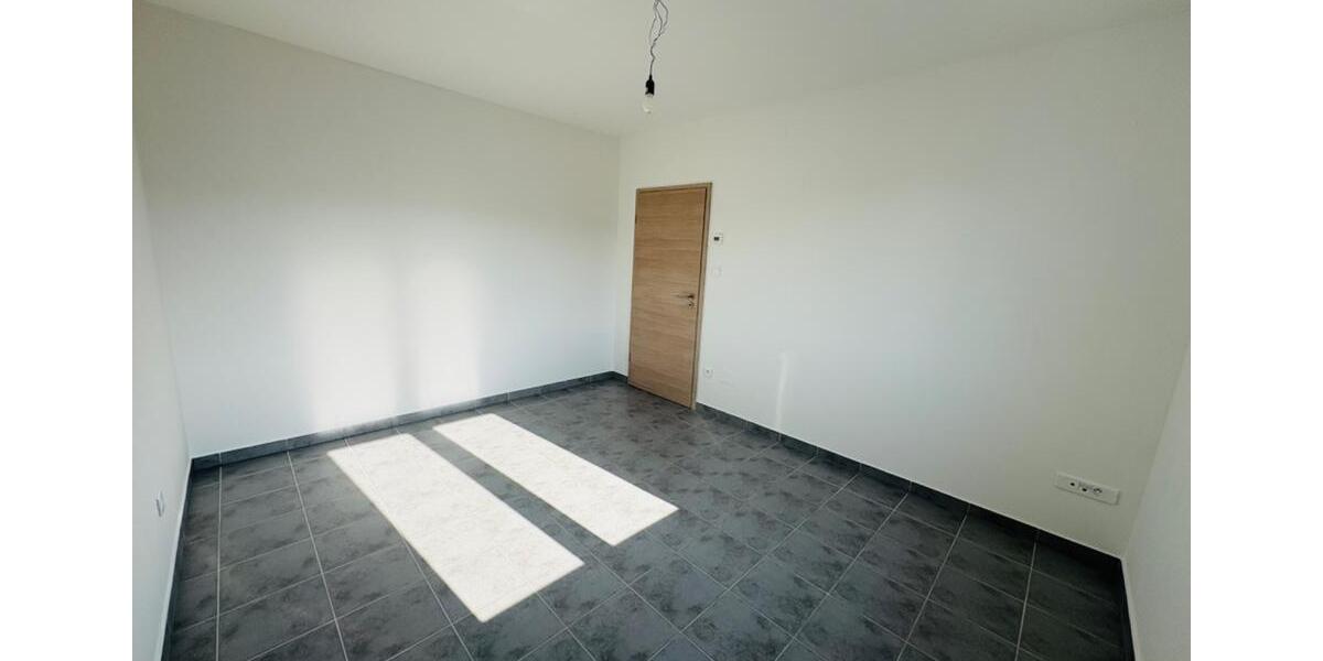 Etagenwohnung Saarbrücken - 3 Zimmer, 85 m&sup2;, 179.900&euro; | Angebot:25656703