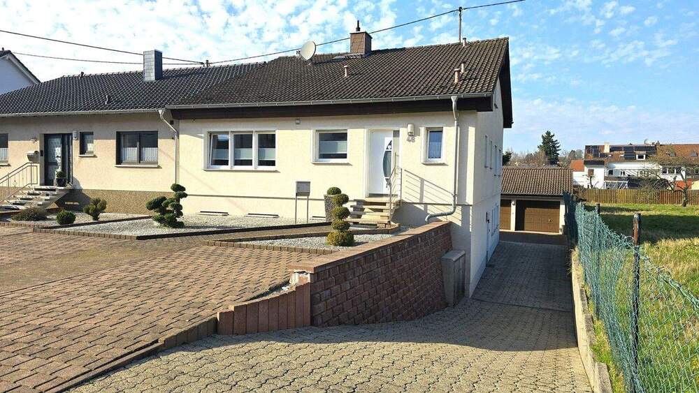 Doppelhaushälfte Schwalbach / Hülzweiler Hülzweiler - 5 Zimmer, 152 m&sup2;, 450.000&euro; | Angebot:25677427
