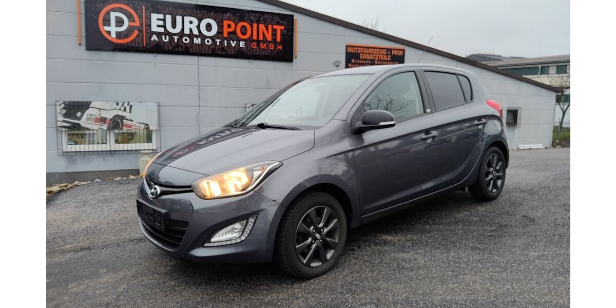 Hyundai i20 163.000 km 4.800 &euro; Überherrn 66802