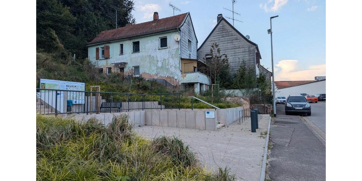 Einfamilienhaus Homburg - 4 Zimmer, 85 m&sup2;, 90.000&euro; | Angebot:26055724